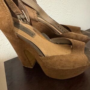Steve Madden Brown Suede Platform Heels